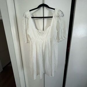 Elegant White Lace Women's Top